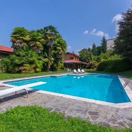 La Villotta With Swimming Pool
