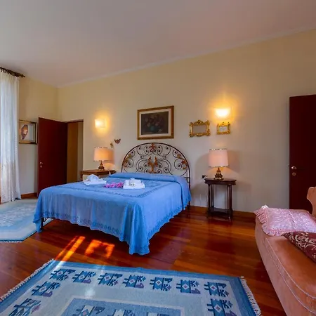 La Villotta With Swimming Pool * Castello